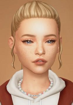 thalia ponytail